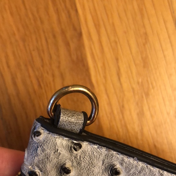 Textured Gray Coin Pouch - Picture 11 of 12